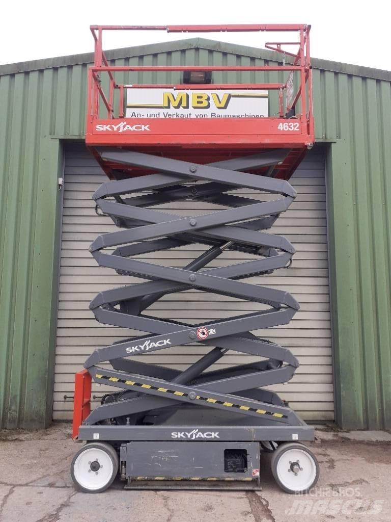 SkyJack SJ III 4632 Elevadores de tesoura