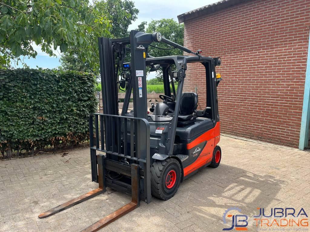 Linde E25-01 Empilhadores eléctricos