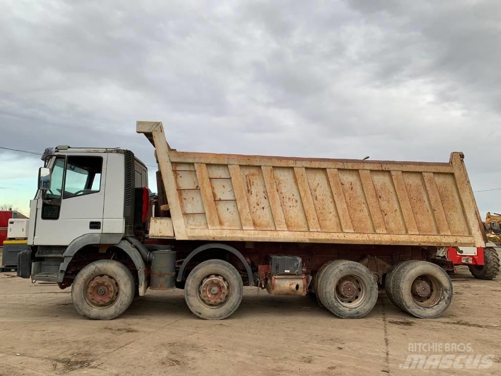 Iveco Eurotech Camiões basculantes