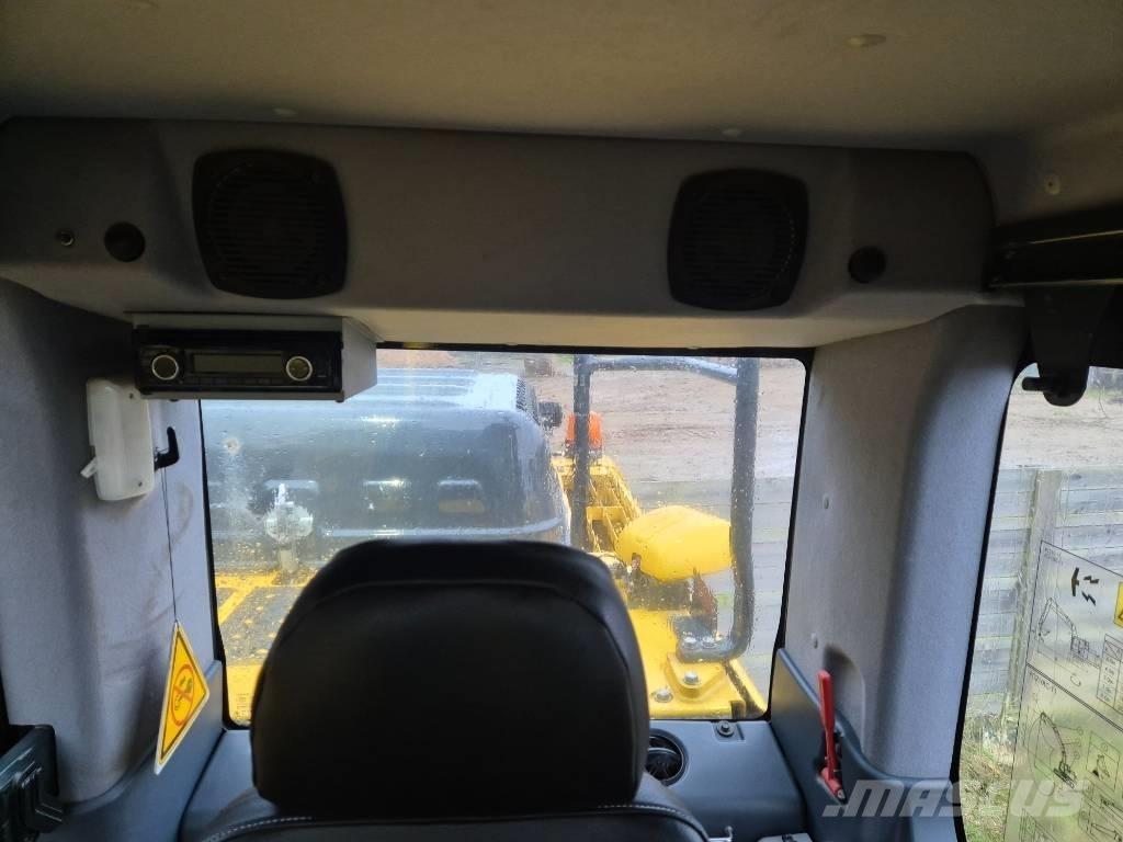 Komatsu PC210 LC-11 Escavadeiras de esteiras