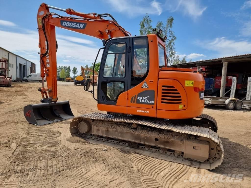 Doosan DX 140 LC-3 Escavadeiras de esteiras