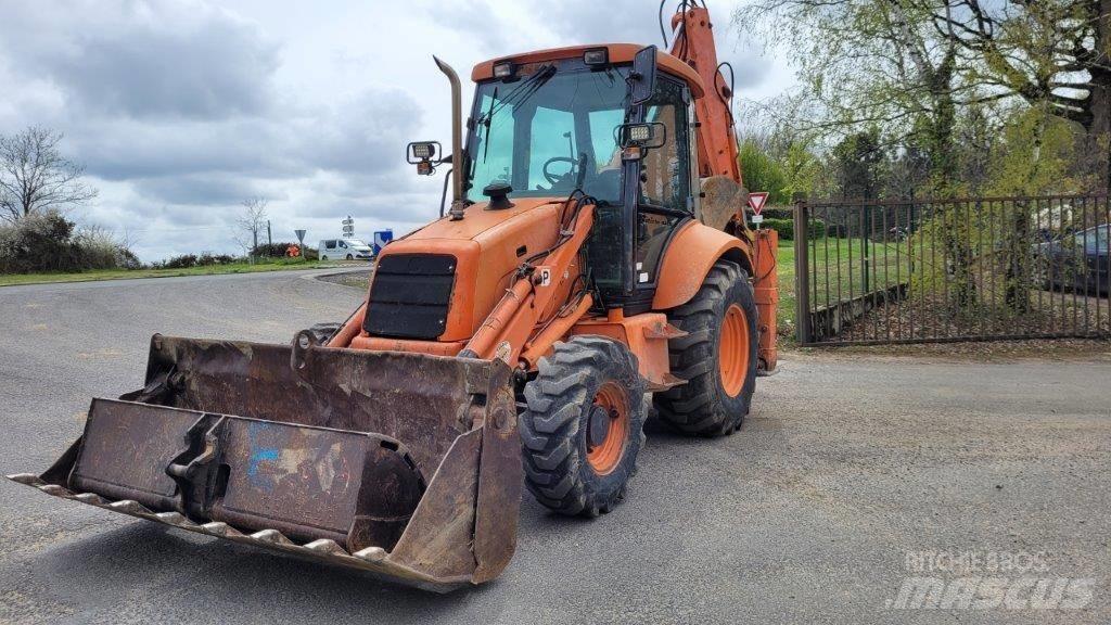 Fiat-Hitachi FB 100 Retroescavadeiras