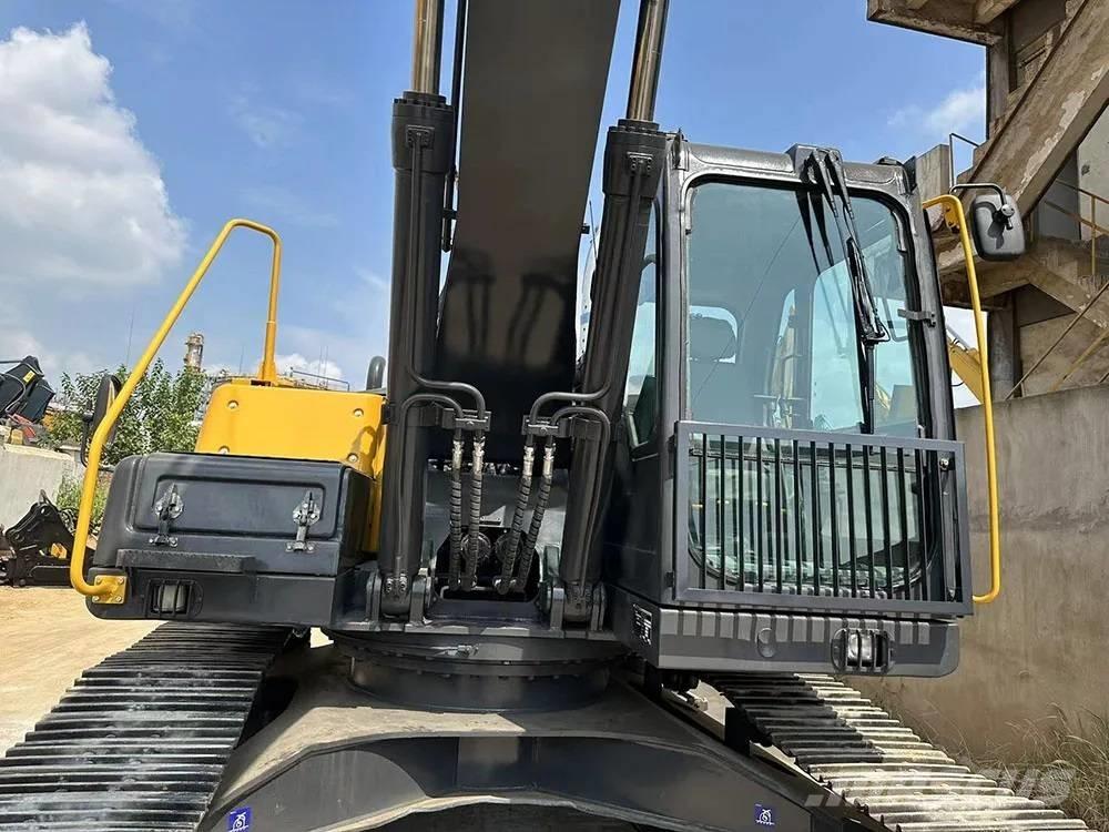 Volvo EC240D Escavadeiras de esteiras
