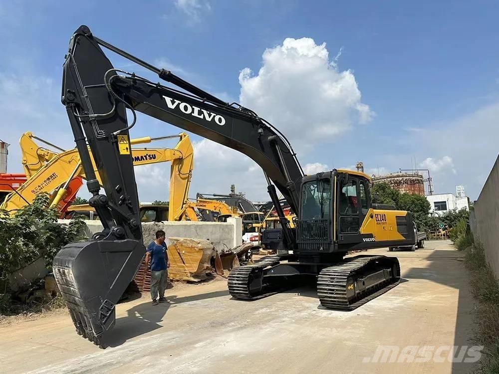Volvo EC240D Escavadeiras de esteiras