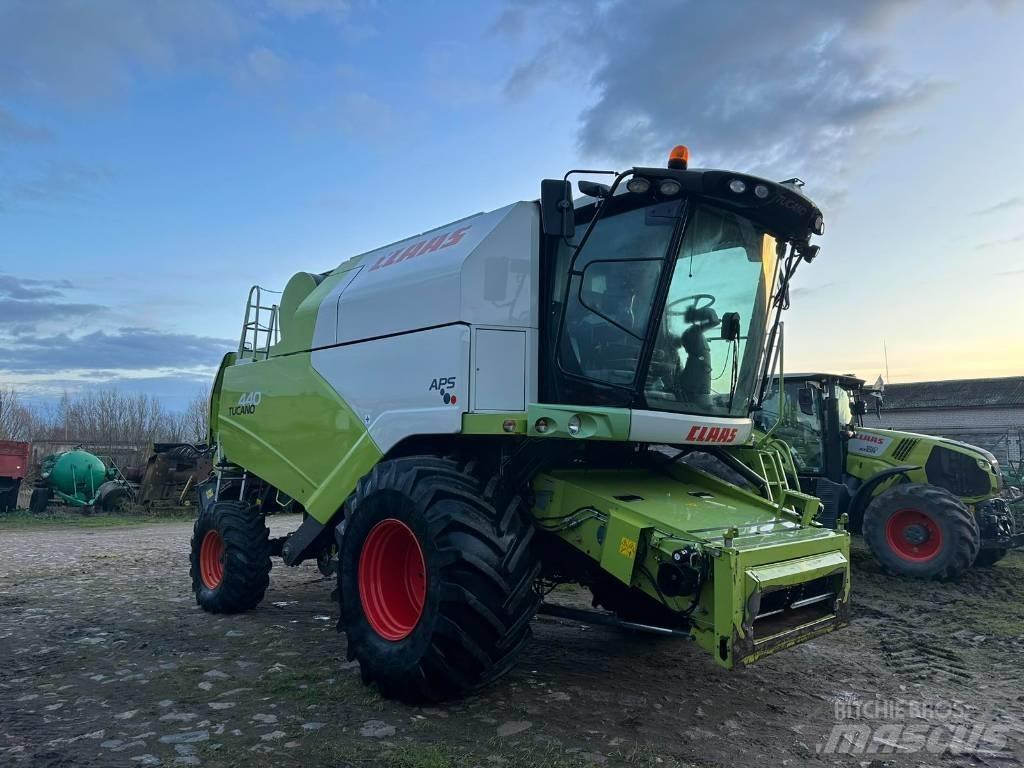 CLAAS Tucano 440 Ceifeiras debulhadoras