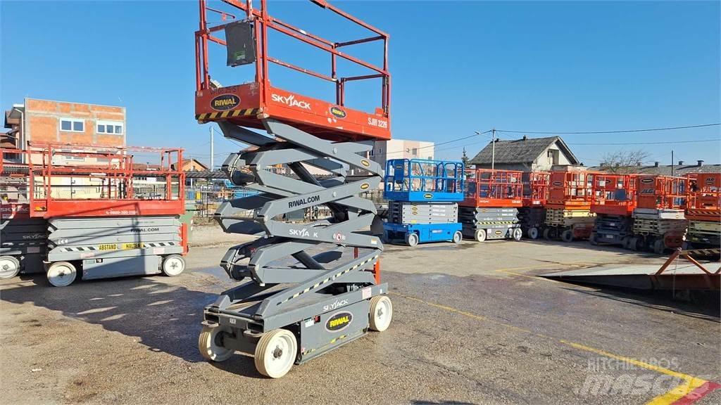 SkyJack SJIII3226 Elevadores de tesoura