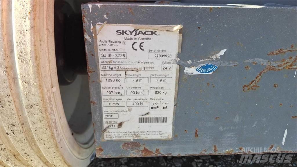 SkyJack SJIII3226 Elevadores de tesoura