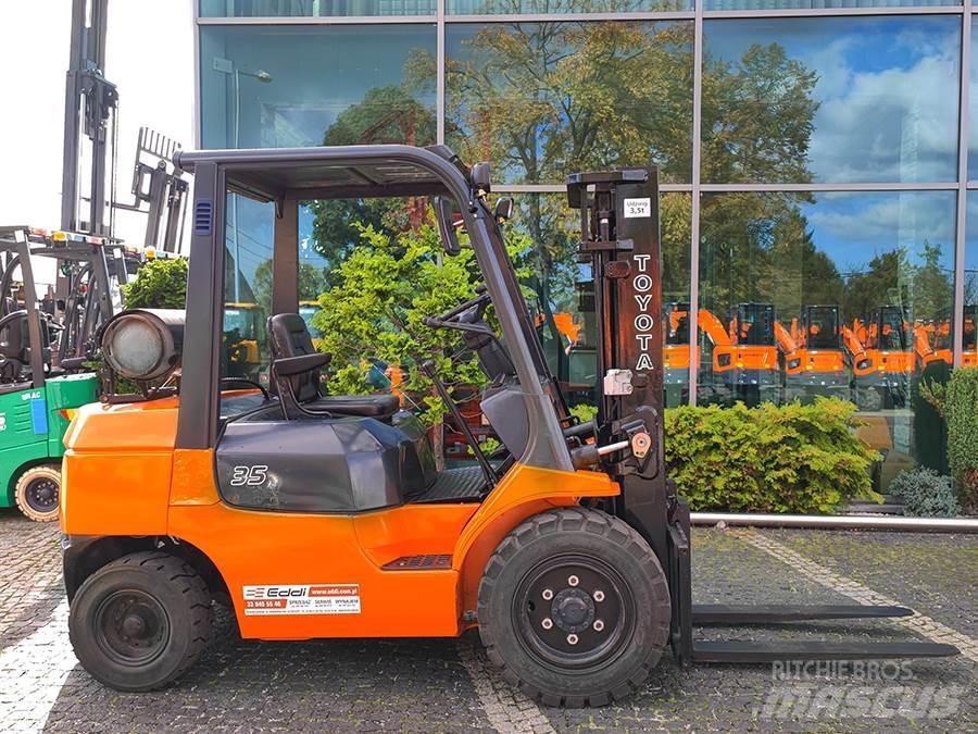 Toyota 7FG35 Empilhadores a gás