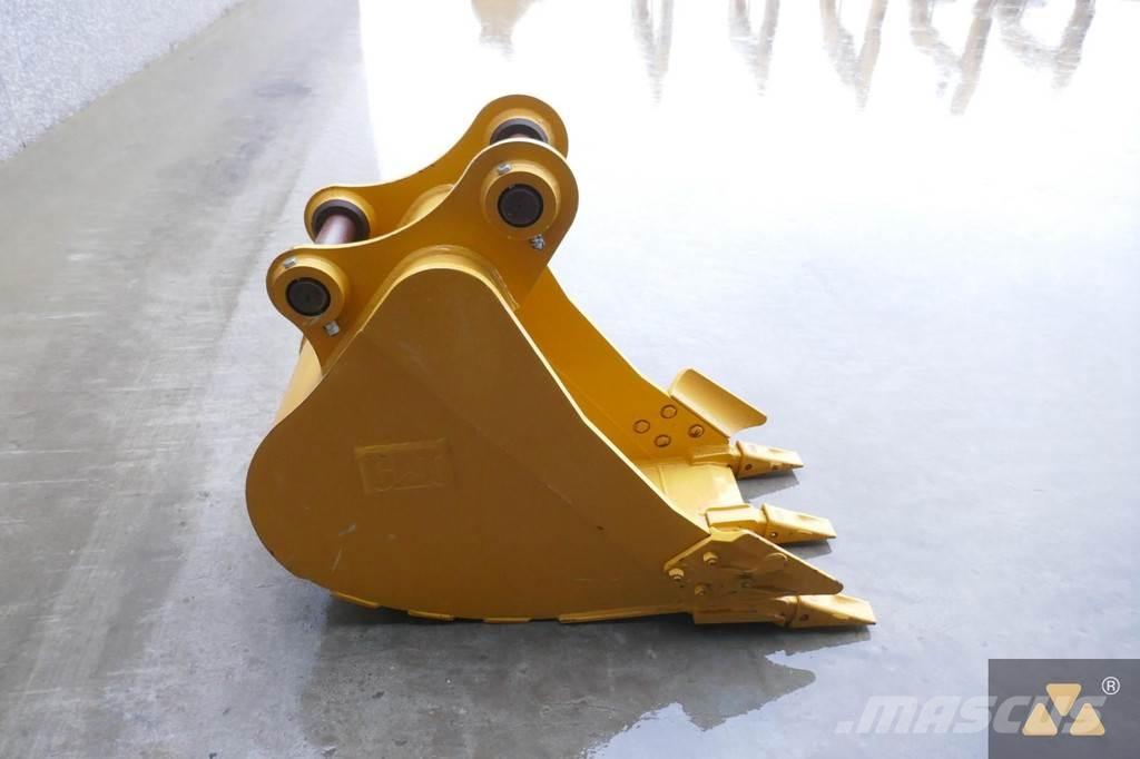 CAT 313 Bucket Baldes