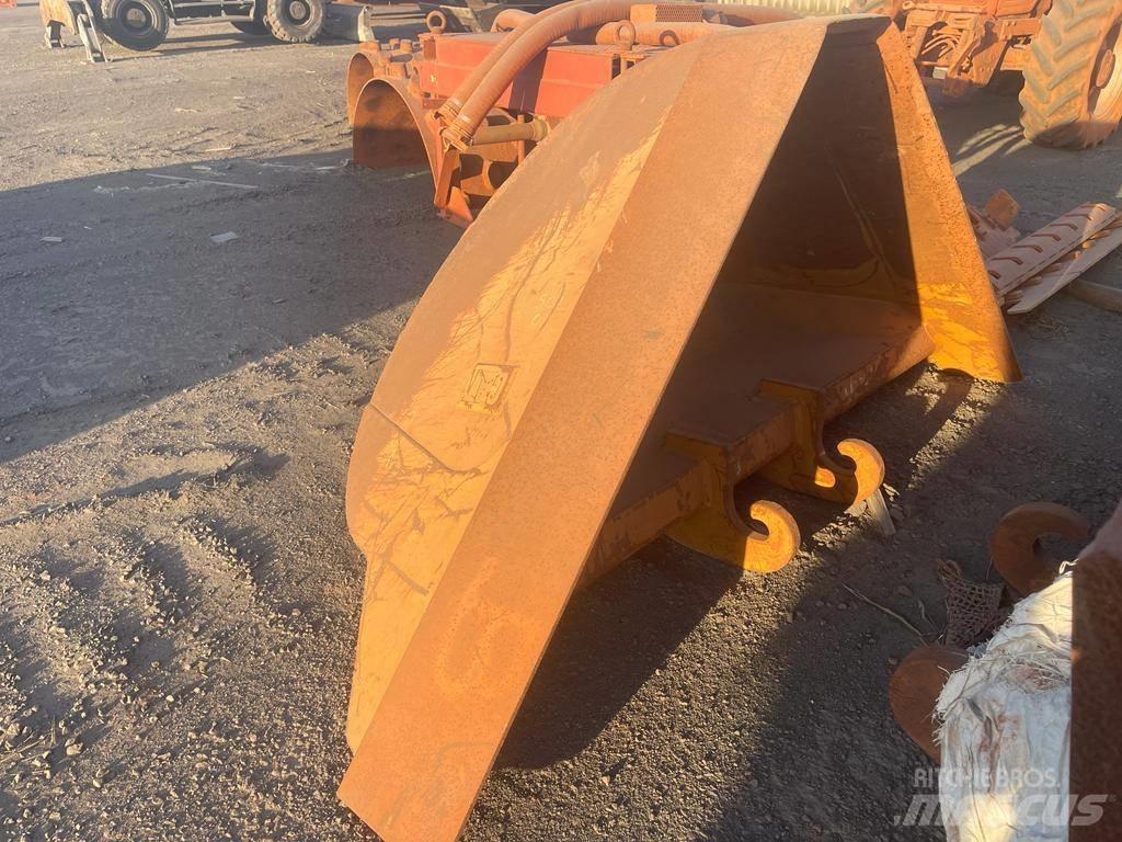 CAT 320 E Escavadeiras de esteiras
