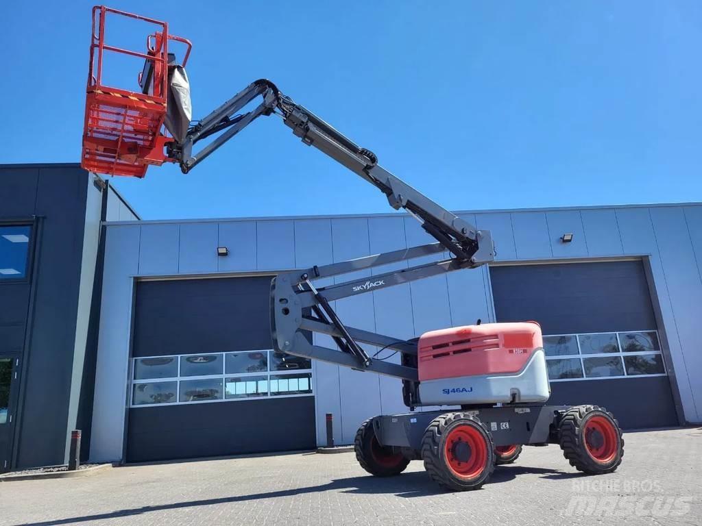 SkyJack SJ 46AJ Elevadores braços articulados