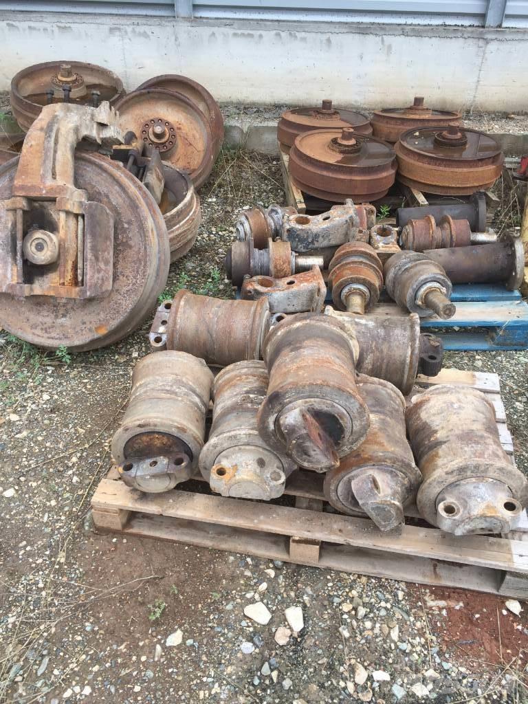 CAT  245 B Escavadeiras de esteiras