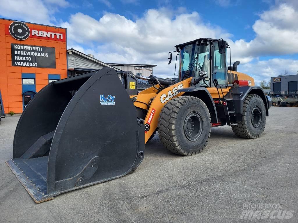 CASE 821G Carregadeiras de rodas