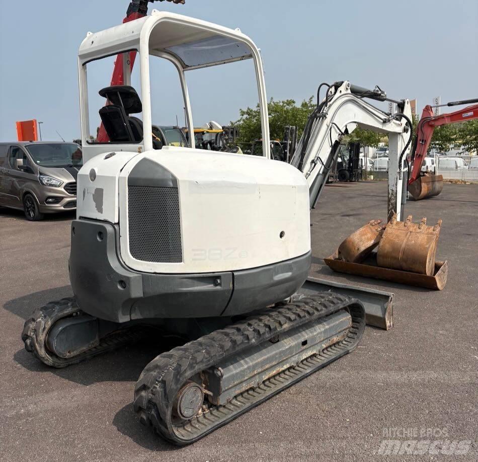 Neuson 38 Z 3 RD Miniescavadeiras