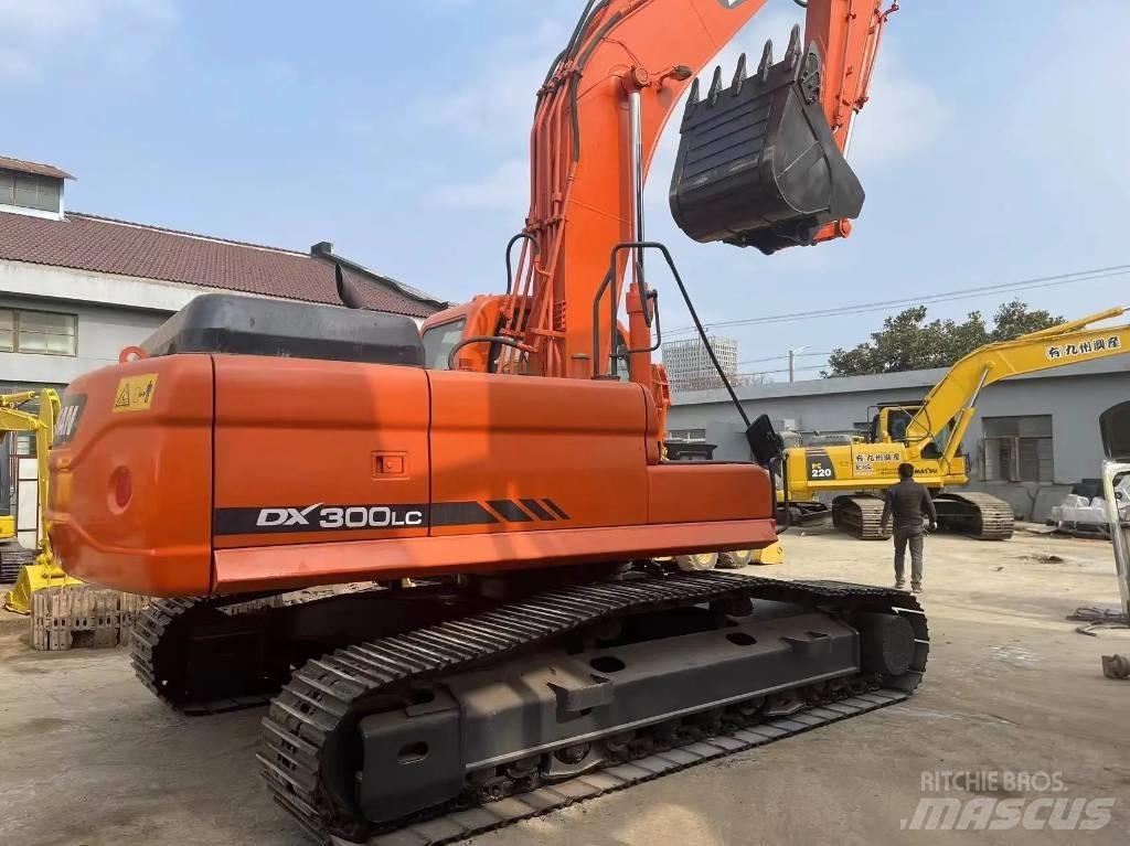 Doosan DX300LC Escavadeiras de esteiras