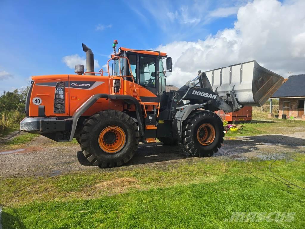 Doosan DL 300-5 Carregadeiras de rodas