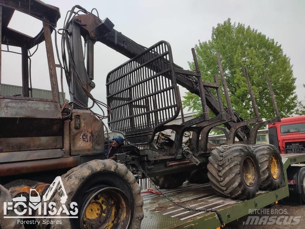 Timberjack 810B Chassis e suspensões