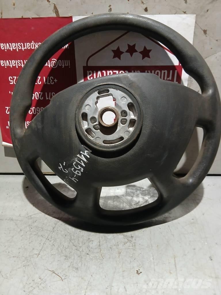 MAN TGX   81464306027 Cabines e interior