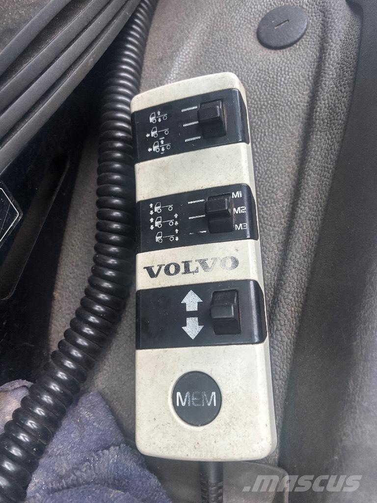 Volvo FM 7 250 Camiões de Transporte Auto