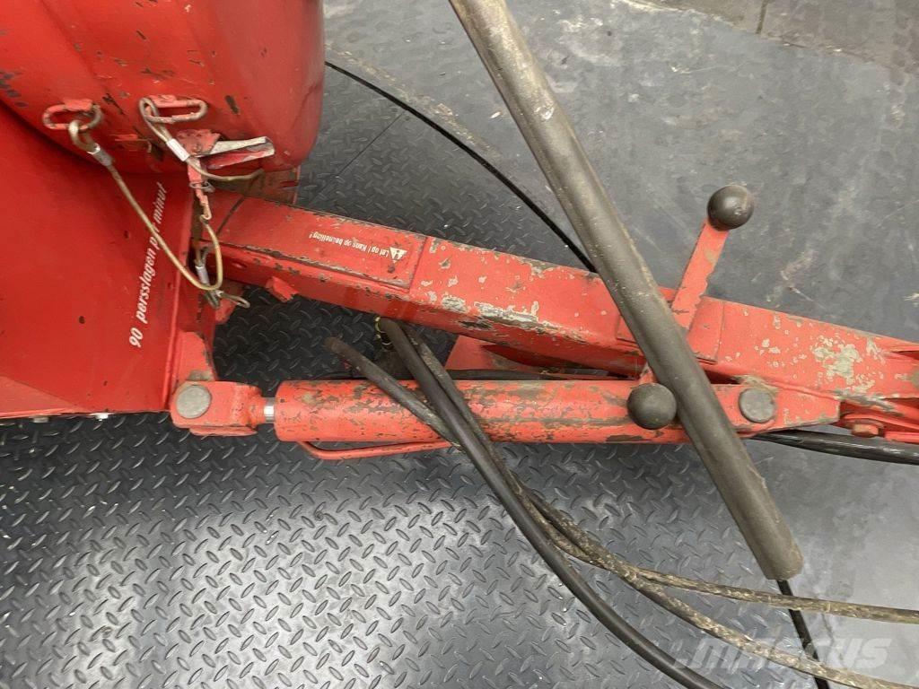Welger AP 830 Enfardadeira de fardos quadrados