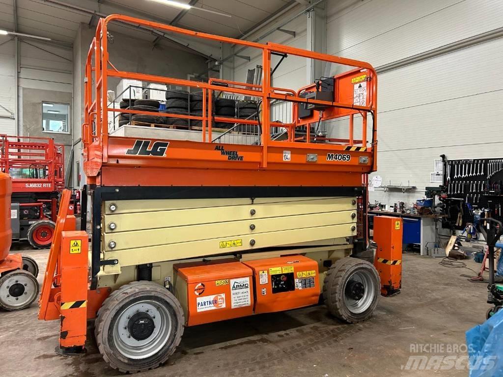 JLG M 4069 LE Elevadores de tesoura