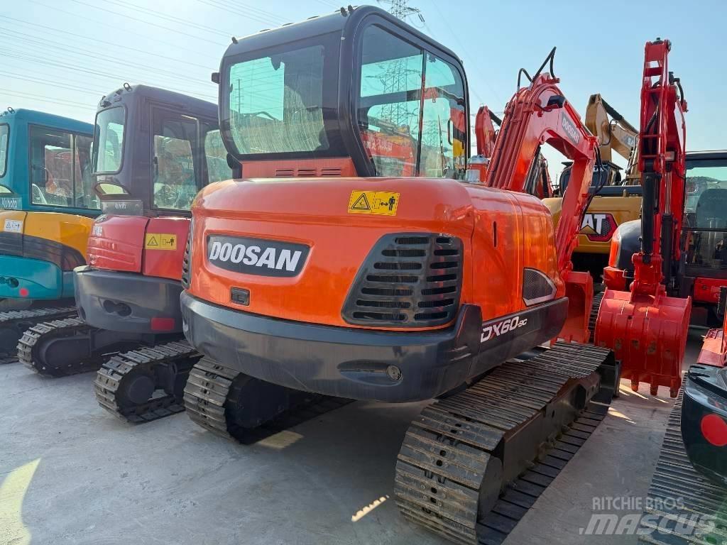 Doosan DX 60 Miniescavadeiras