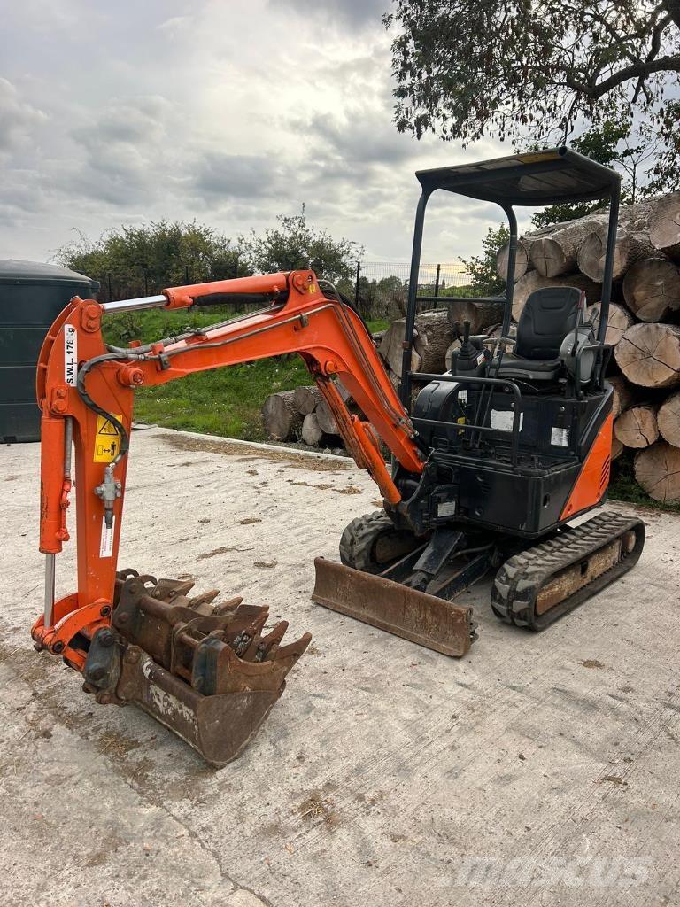 Hitachi ZX 17 U-2 Miniescavadeiras