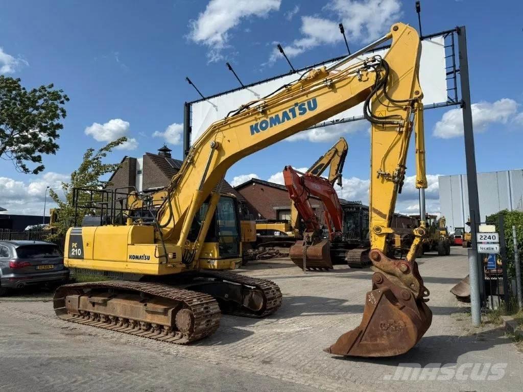 Komatsu PC210LC-8 Escavadeiras de esteiras