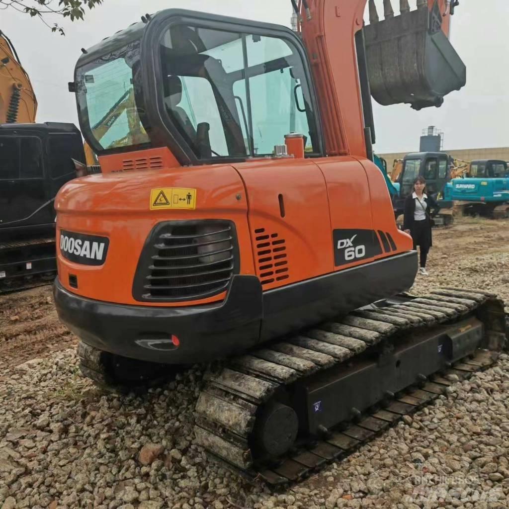 Doosan DX60 Miniescavadeiras
