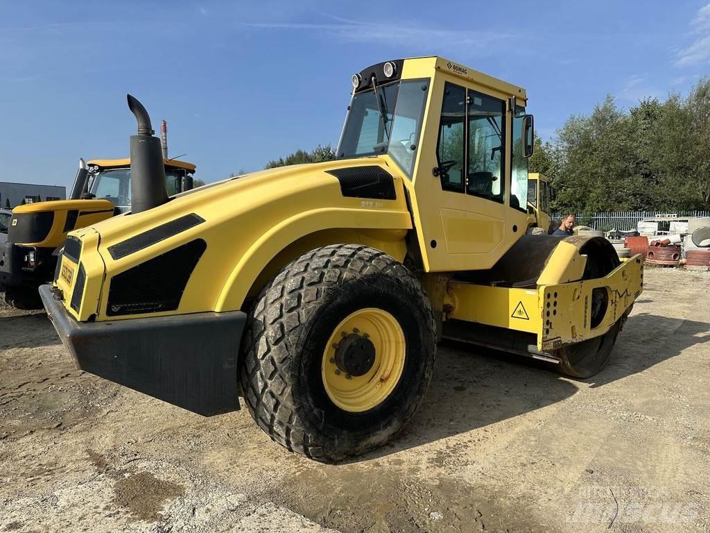 Bomag BW213-DH4 Cilindros Compactadores monocilíndricos