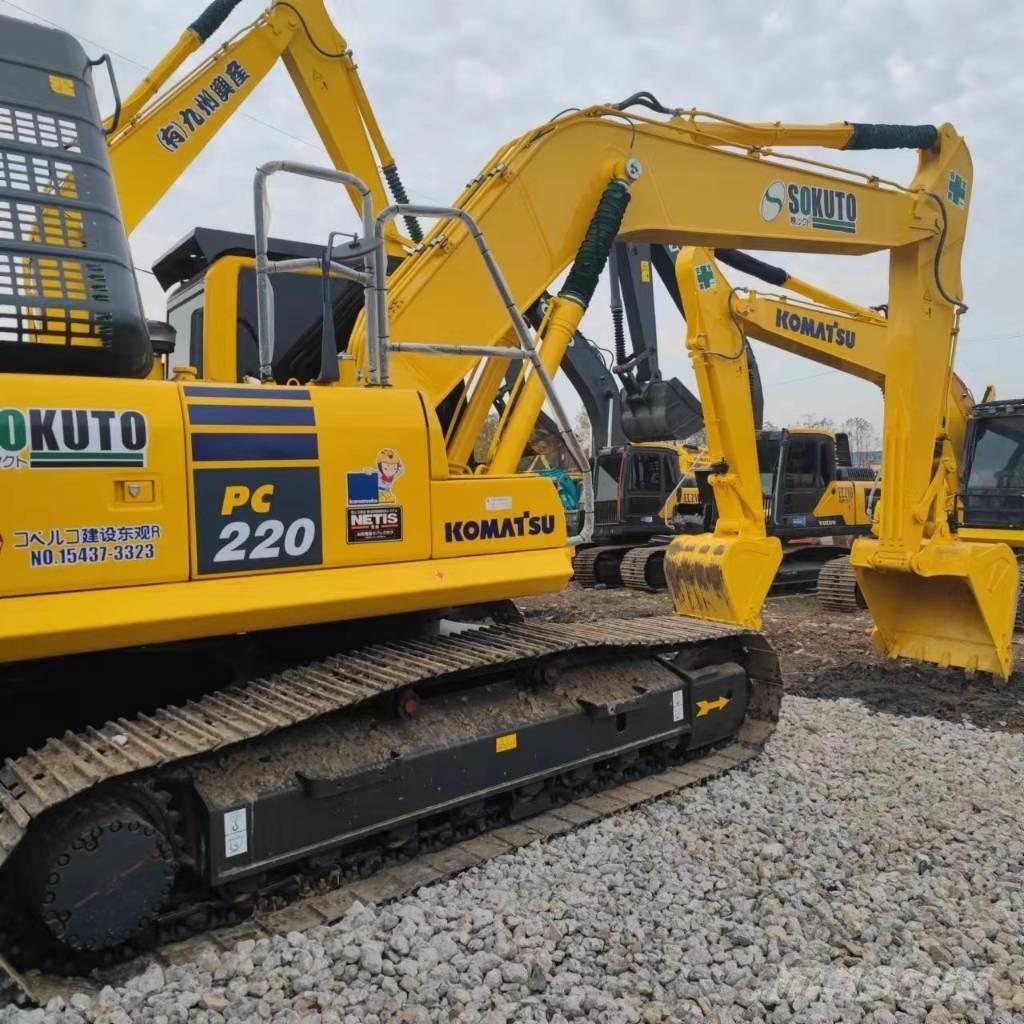 Komatsu PC 220-8 Escavadeiras de esteiras