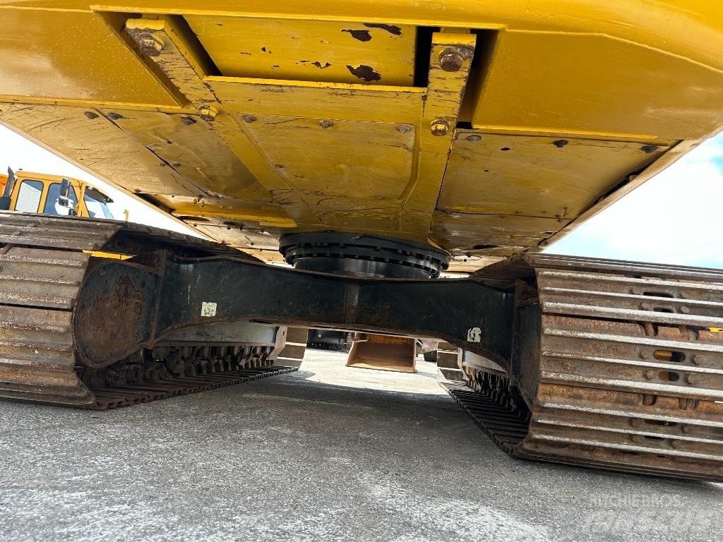 Komatsu PC210LC-11 Escavadeiras de esteiras