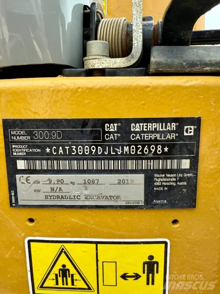 CAT 300.9 D Miniescavadeiras