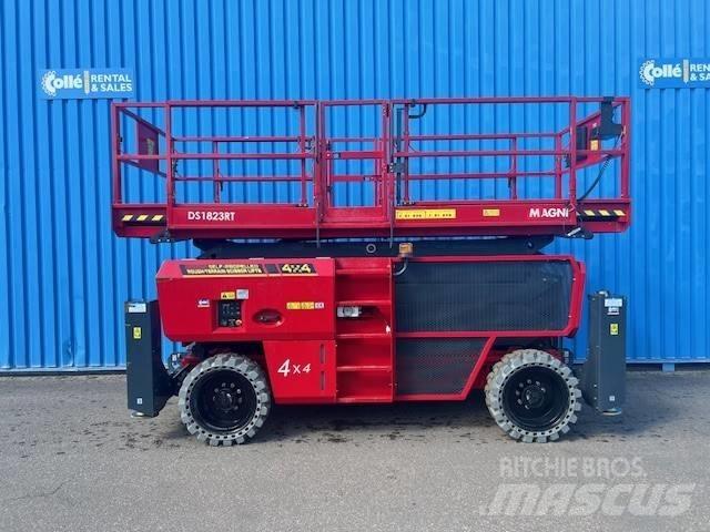 Magni DS 1823 RT Elevadores de tesoura
