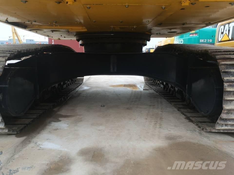 Komatsu PC 220-8 Escavadeiras de esteiras