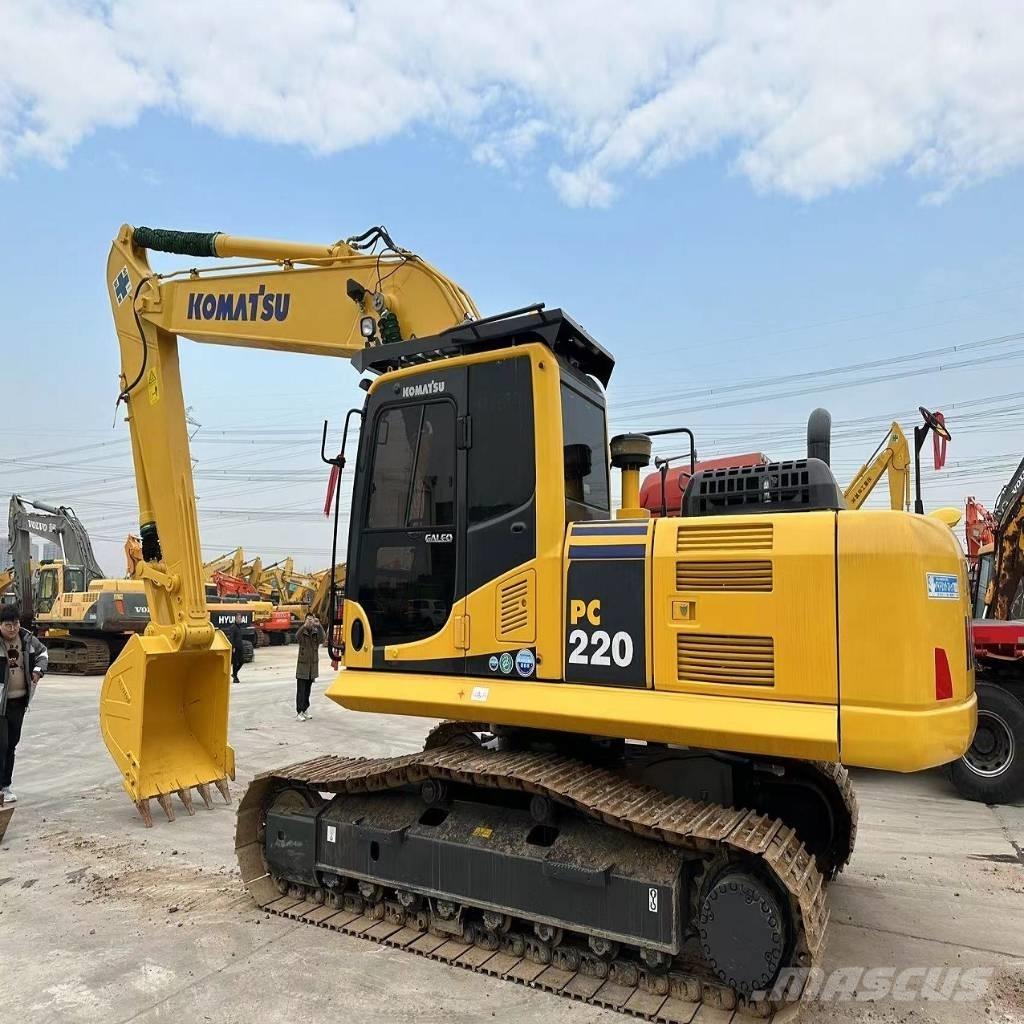 Komatsu PC 220-8 Escavadeiras de esteiras