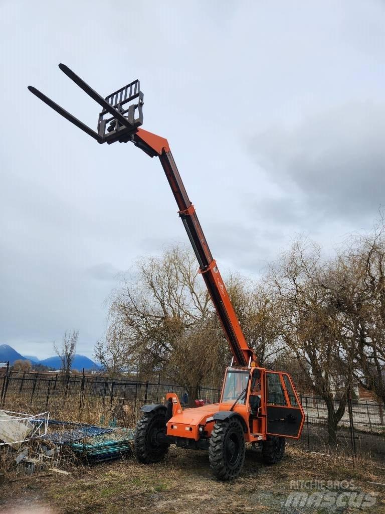 JLG Skytrack Manipulador telescópico
