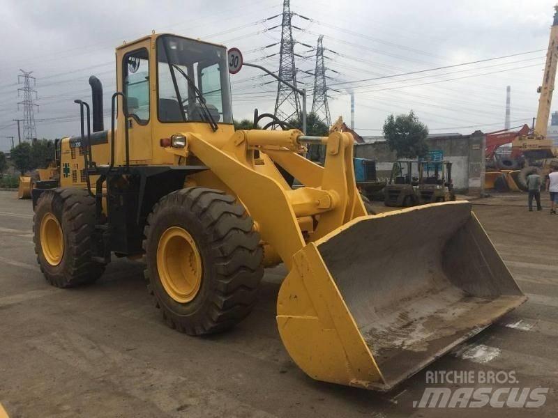 Komatsu WA 320 Retroescavadeiras