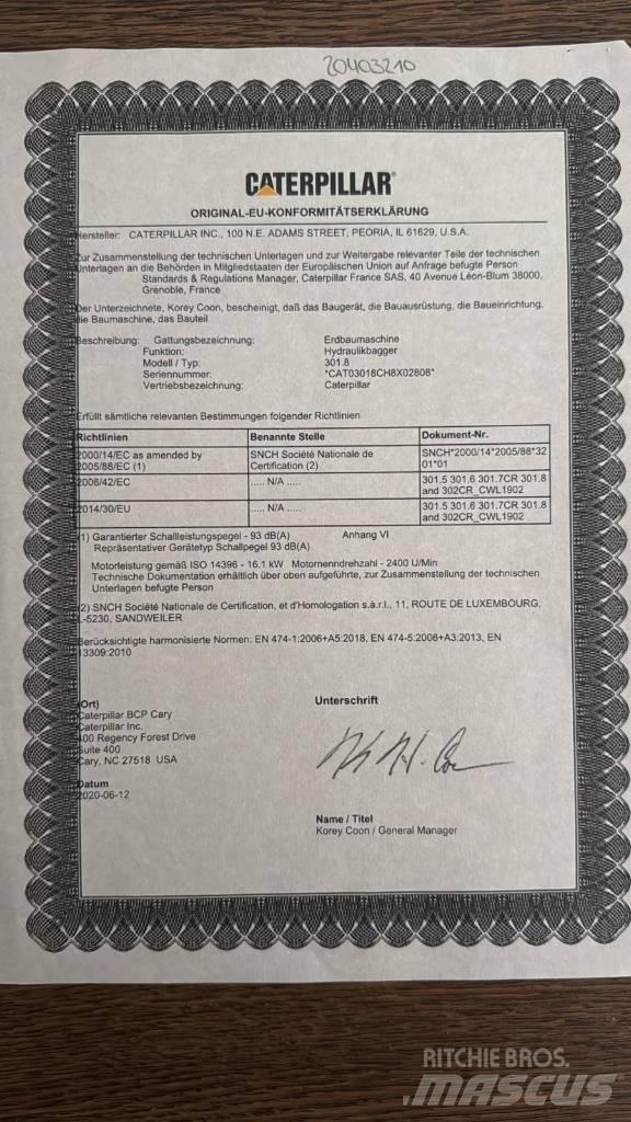CAT 301.8 Miniescavadeiras