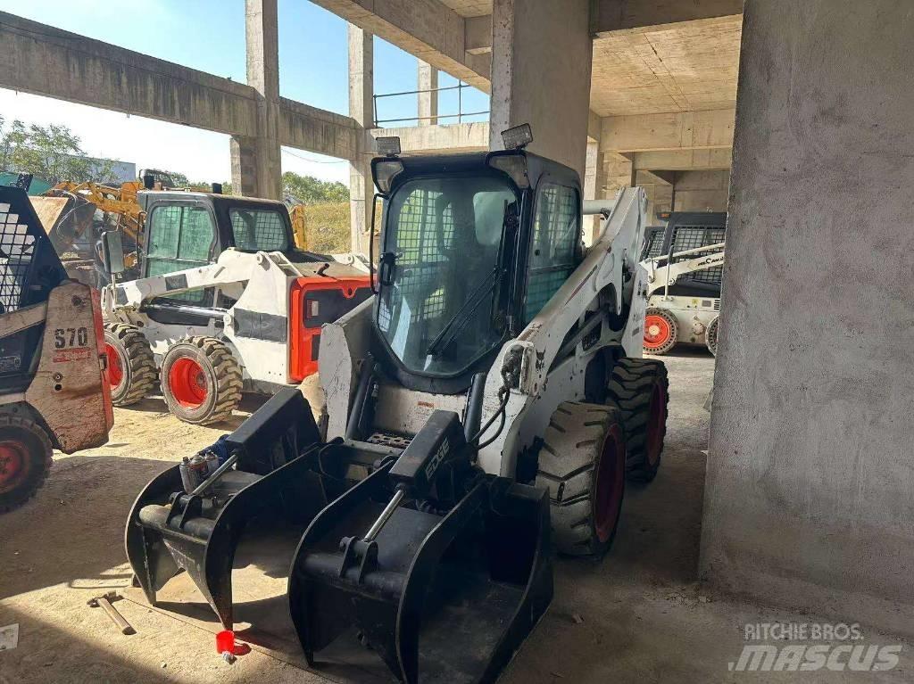 Bobcat S750 Minicarregadeiras