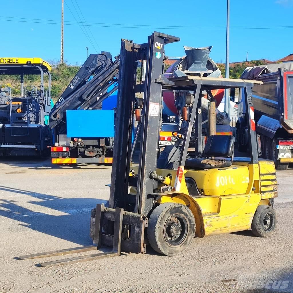 CAT DP 25 Empilhadores Diesel