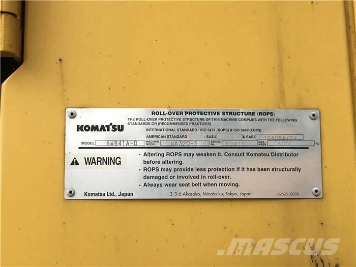 Komatsu WA 320-5 Carregadeiras de rodas