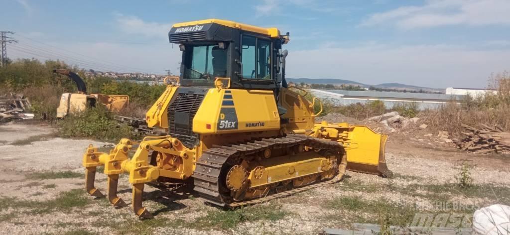 Komatsu D51EX-24 Dozers - Tratores rastos