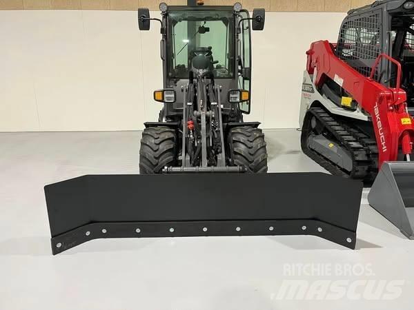  cp skrabeblad Acessórios para tractores compactos