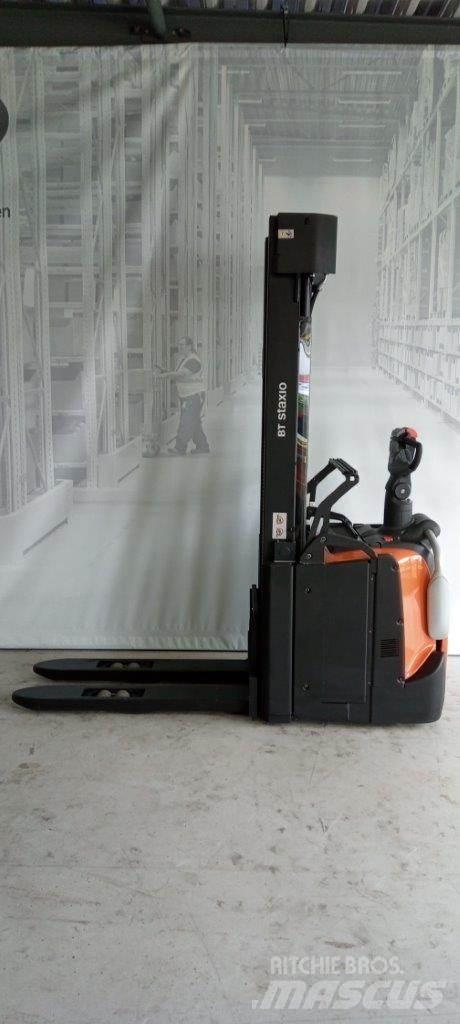 Toyota SPE160L Empilhador para operador externo