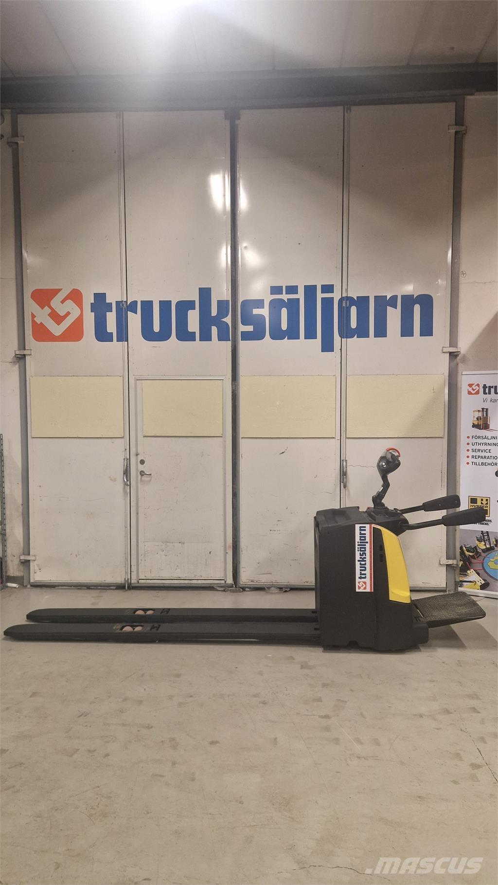 Hyster P2.5S Empilhador para operador externo