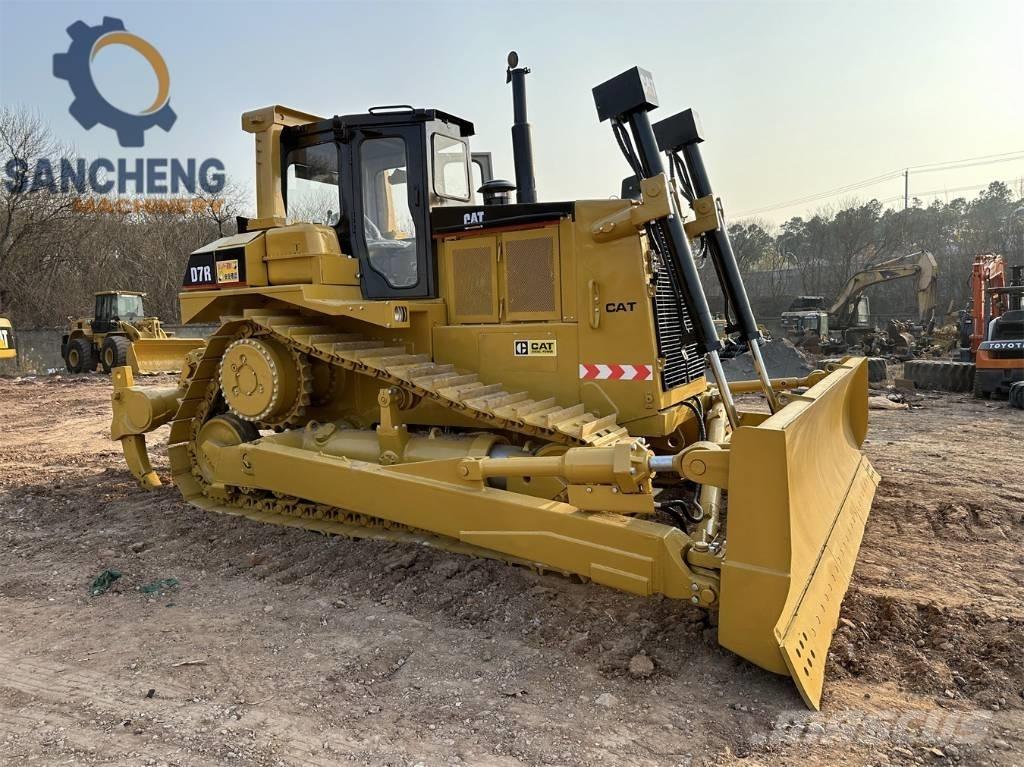 CAT D7R Dozers - Tratores rastos