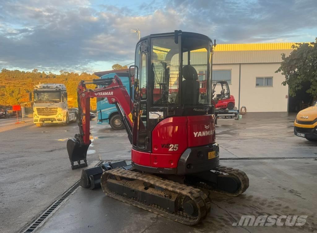 Yanmar Vio 25 Miniescavadeiras
