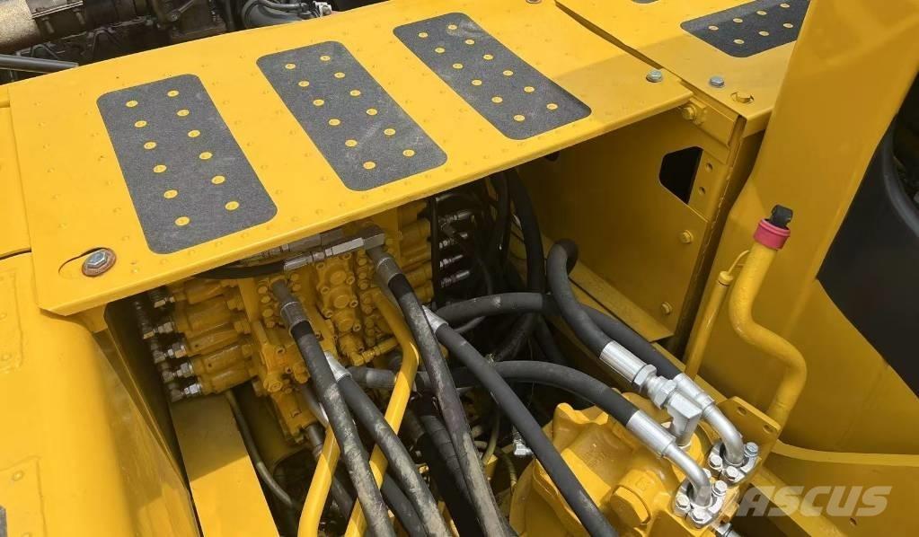 Komatsu PC200-7 Escavadeiras de esteiras