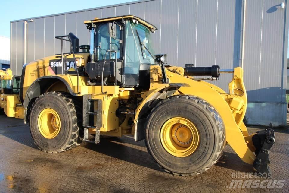 CAT 966M Carregadeiras de rodas